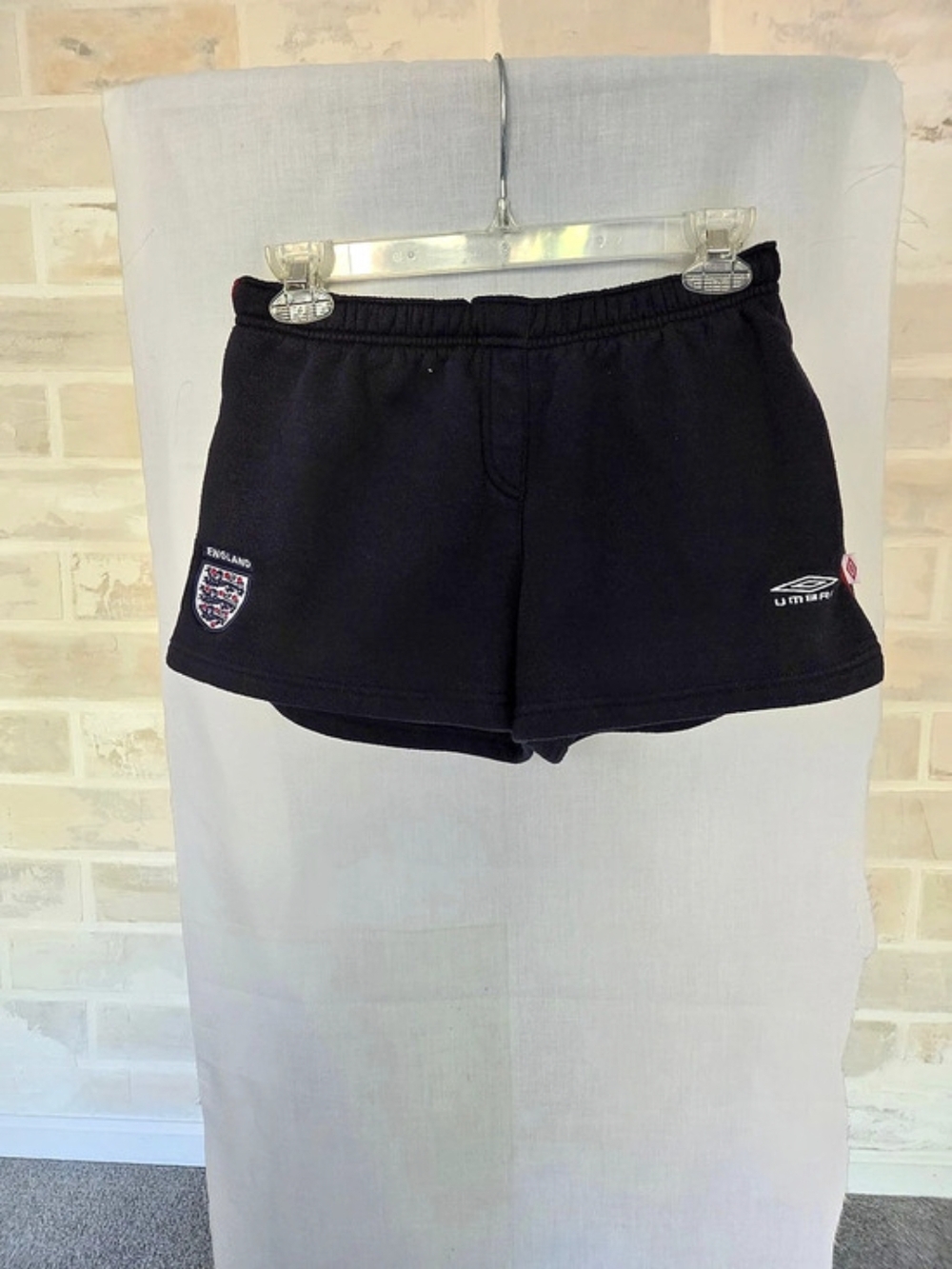 Umbro England Soccer Shorts in Black & Red Like New